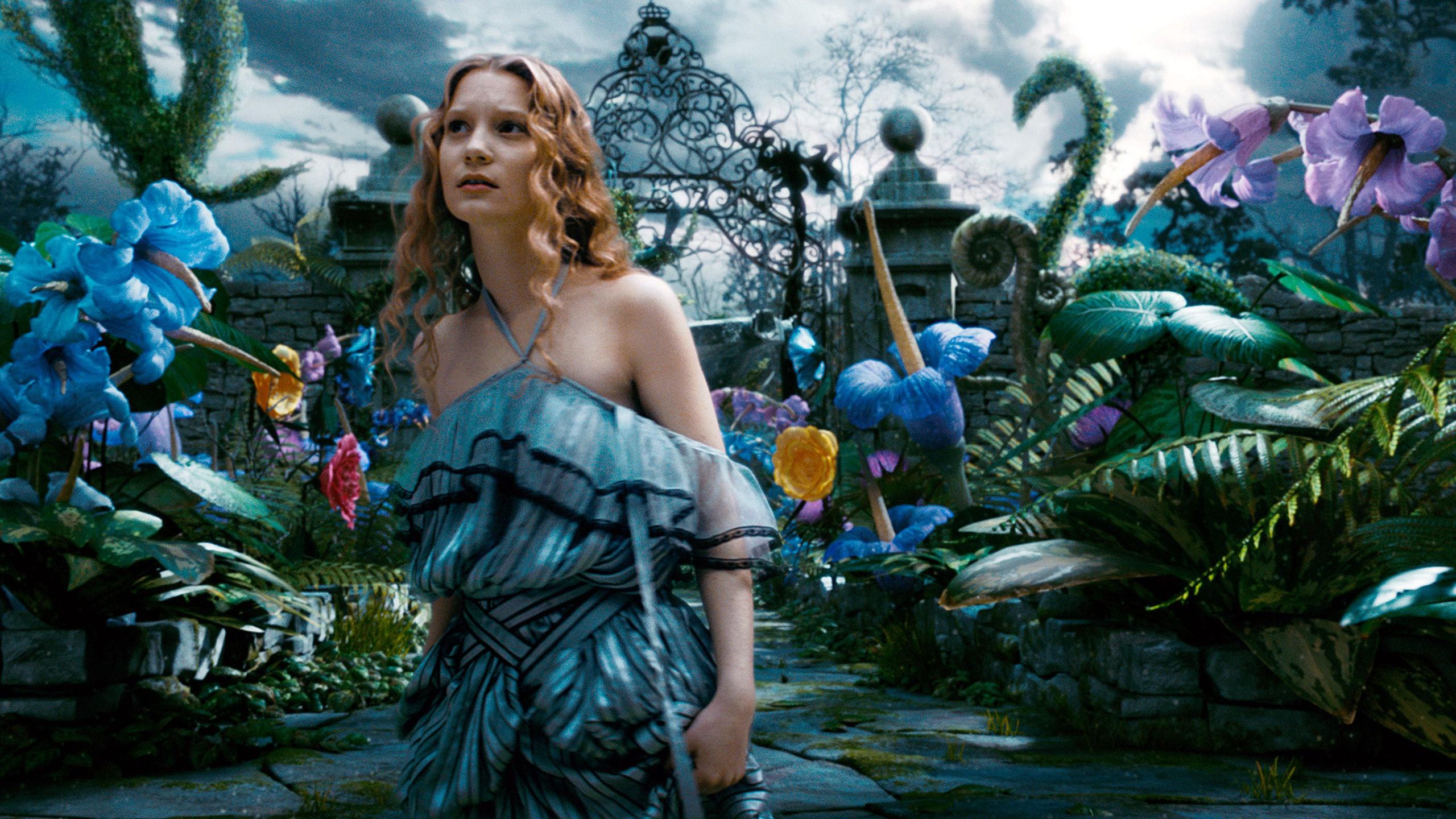 poster Alice Ở Xứ Sở Trong Gương Alice in Wonderland: Through the Looking Glass